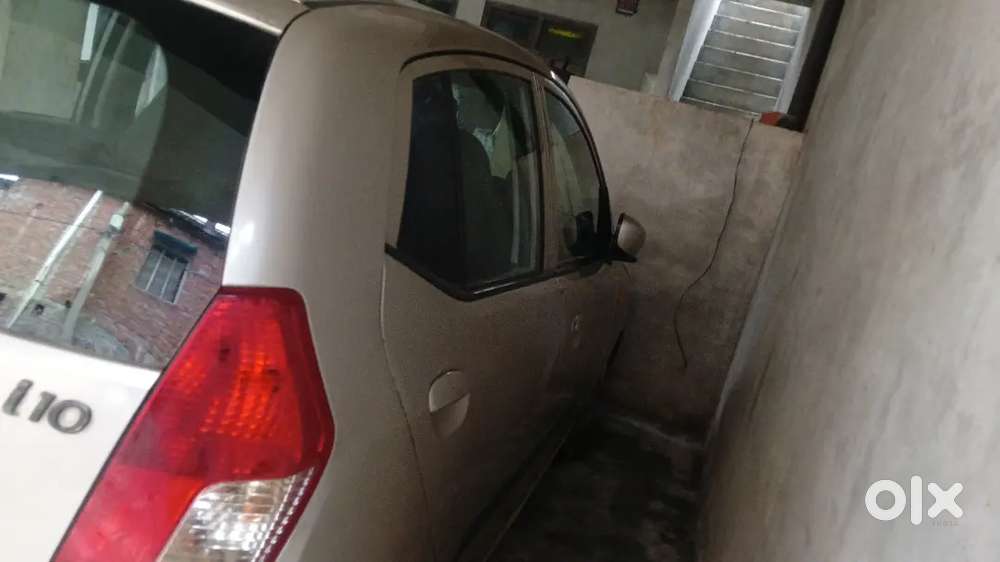 Hyundai I10 Sportz 2010 Model