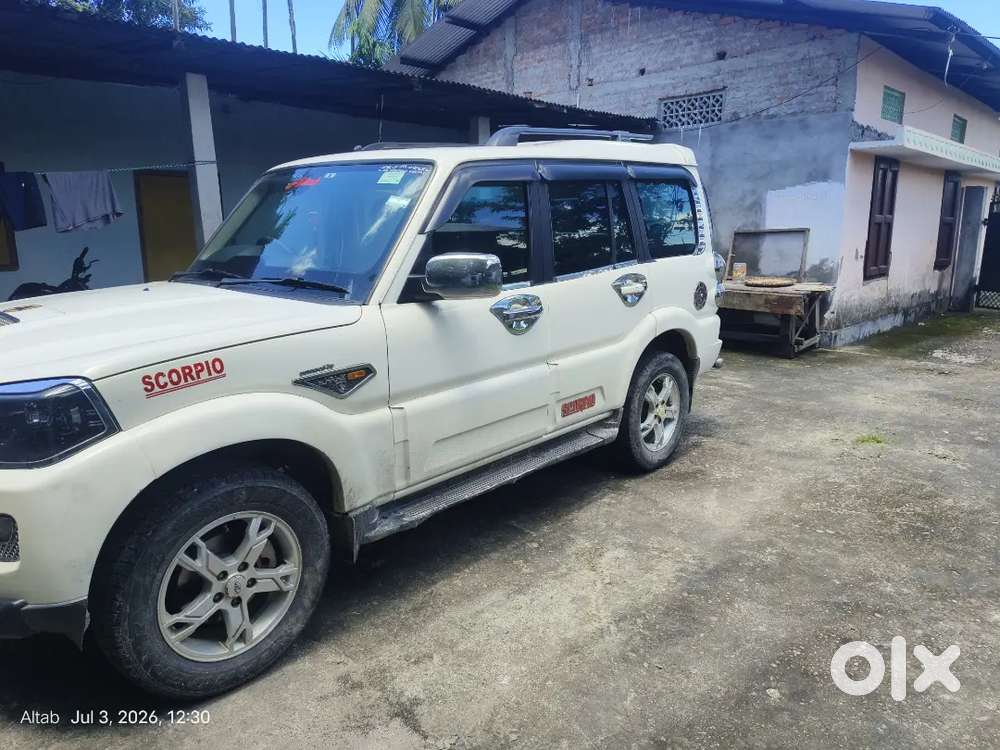 Mahindra Scorpio S10 Diesel 2017