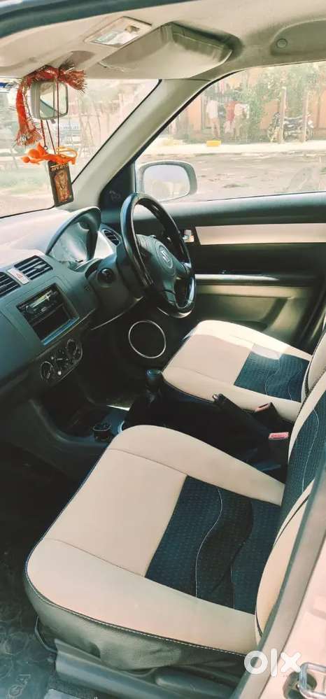 Maruti Suzuki Swift 2010 Petrol 81700 Km Driven