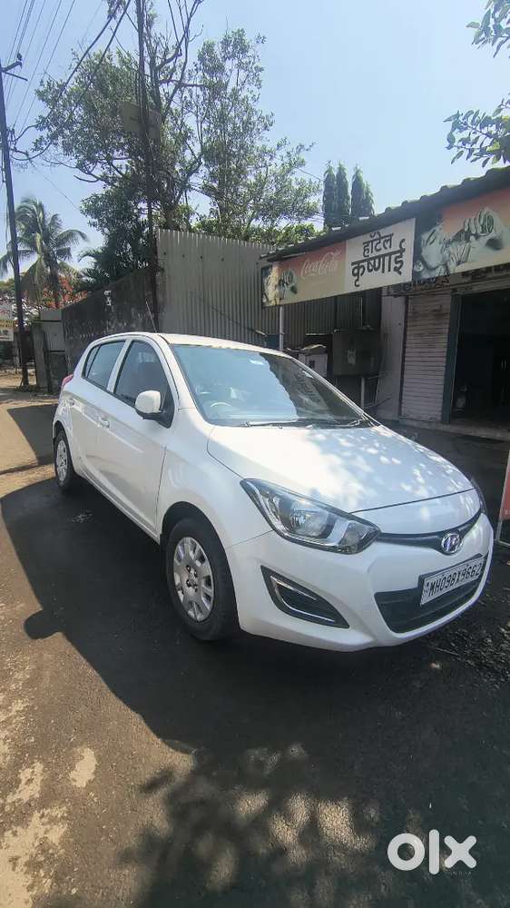 Model - Hyundai I20
Running - 115000
Insurance - Yes