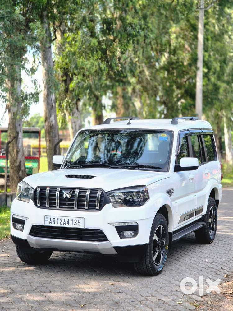 Mahindra Scorpio Classic 2.2 S 11 Mt 7 Cc, 2025, Diesel