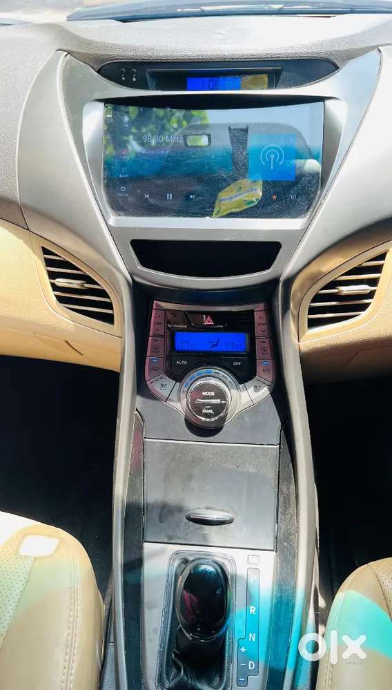 Hyundai New Elantra 2015 Cng Petrol