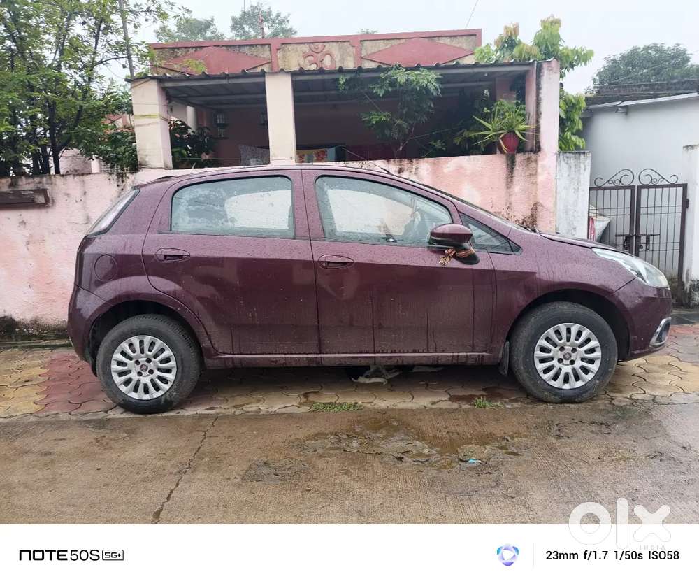 Fiat Grand Punto 2015 Diesel 90000 Km Driven