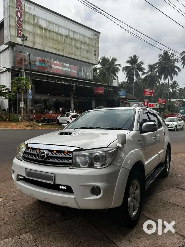 Toyota Fortuner  3.0 4wd Mt