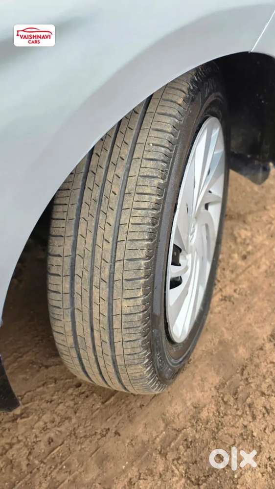 Maruti Suzuki Ertiga 1.5 Vxi, 2023, Petrol