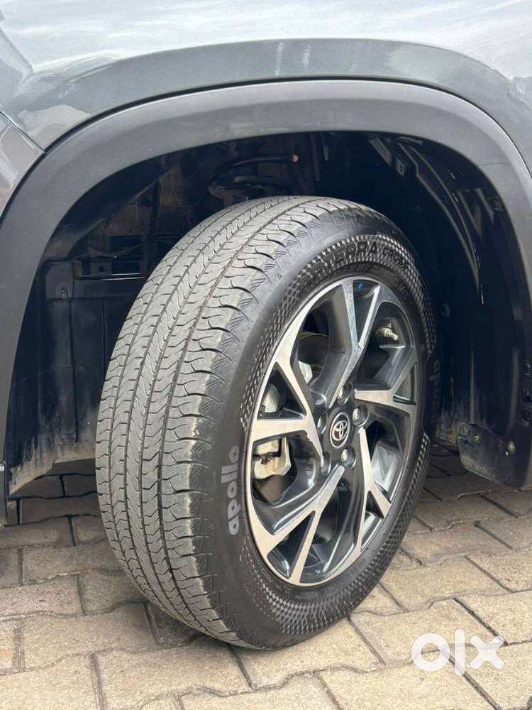 Toyota Urban Cruiser Hyryder 1.5 V Hybrid, 2024, Petrol