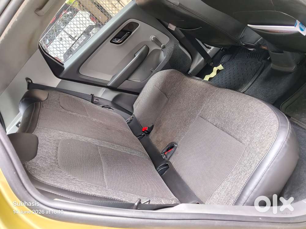 Tata Altroz 1.2 Xe, 2020