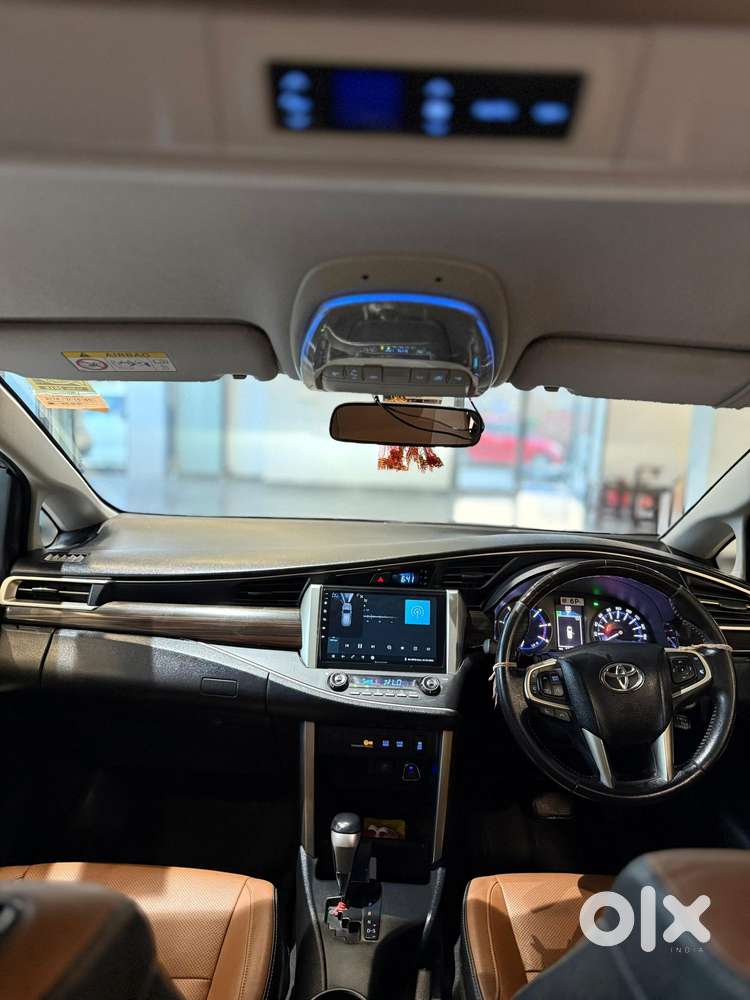 Toyota Innova Crysta 2.8 Zx At 7 Seater, 2019, Diesel