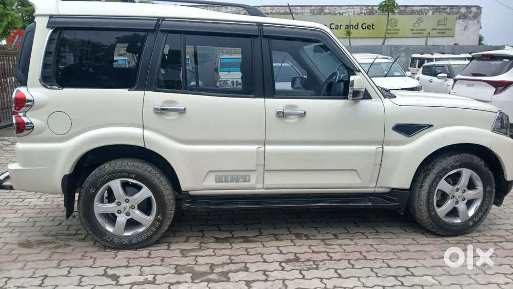 Mahindra Scorpio S11 Mt 7s, 2021