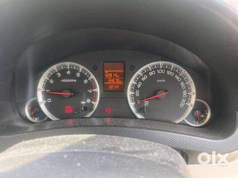Maruti Suzuki Swift Dzire Vxi Optional, 2016, Petrol