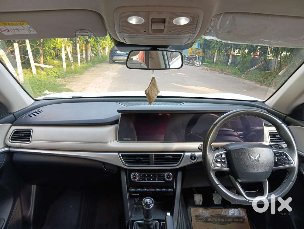 Mahindra Xuv700 2.2 Ax 7 Diesel Mt Str, 2022, Diesel