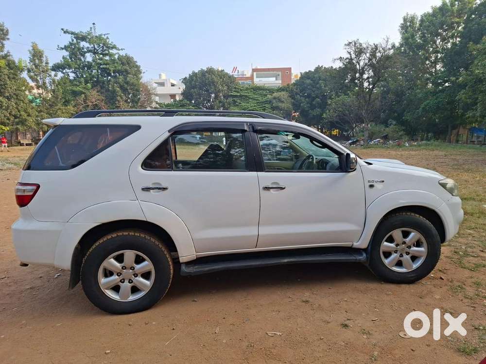 Toyota Fortuner 2012 Diesel Well Maintained