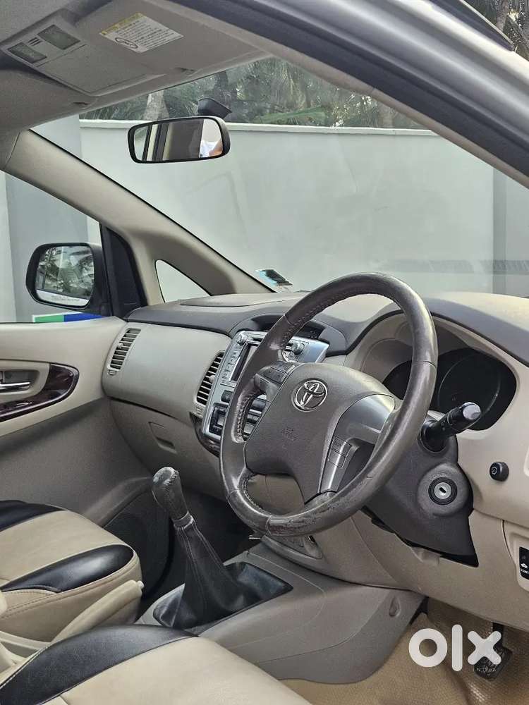Toyota Innova V 2013 Original Kerala