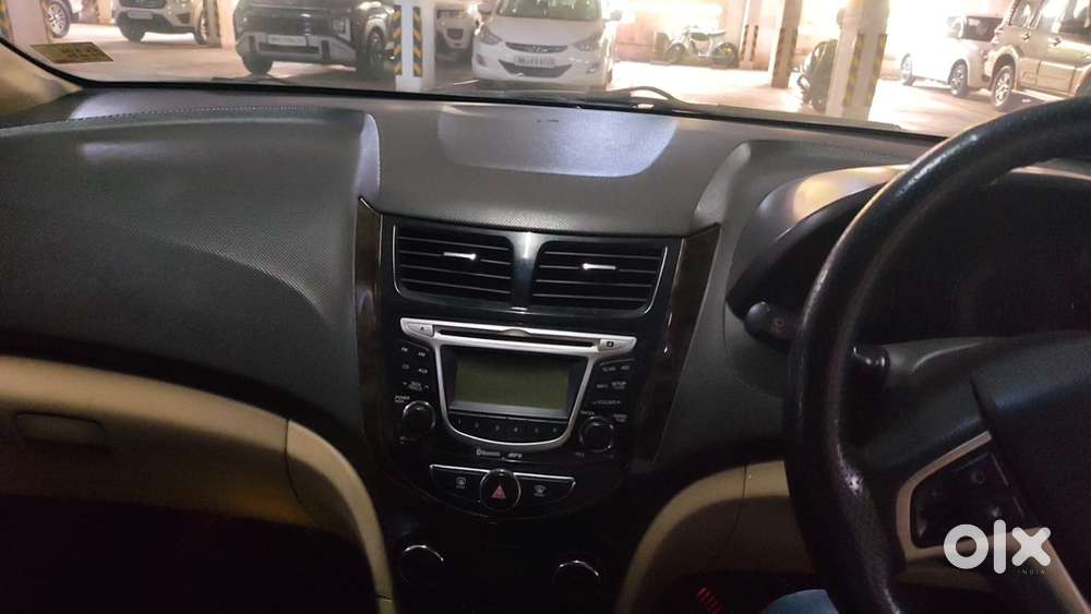Hyundai Verna Petrol 2012