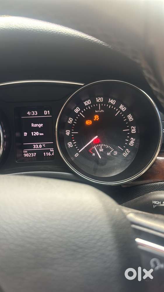 Skoda Superb 2014 Diesel 91200 Km Driven