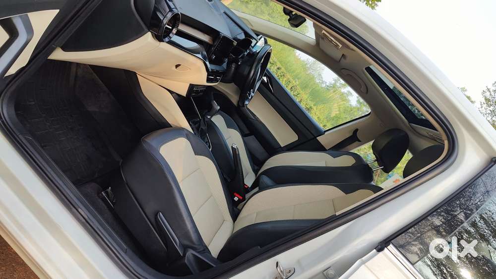 Skoda Slavia Style 1.5l Tsi Dsg, 2023, Petrol