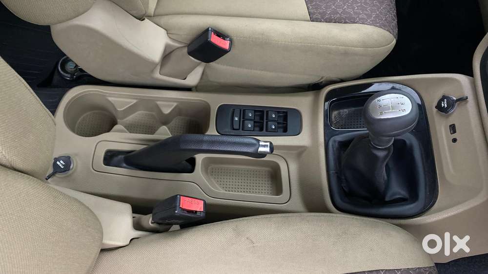 Mahindra Tuv 300 Mhawk100 T8, 2018, Diesel