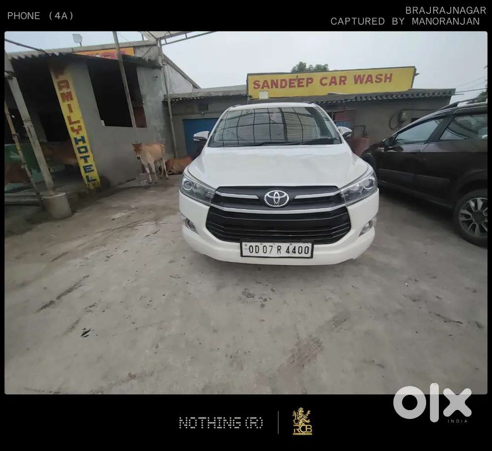 Toyota Innova Crysta 2.4 V 2017