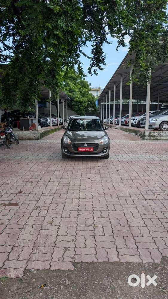 Maruti Suzuki Swift Vxi + Manual, 2019, Petrol
