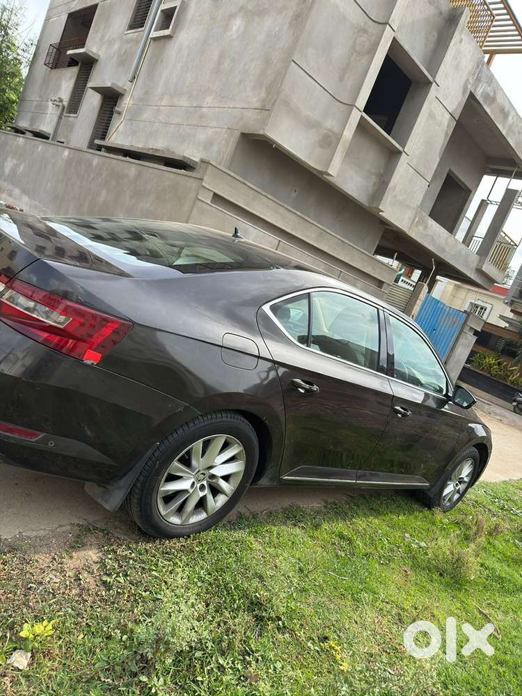 Skoda Superb L&k Diesel 2018 At