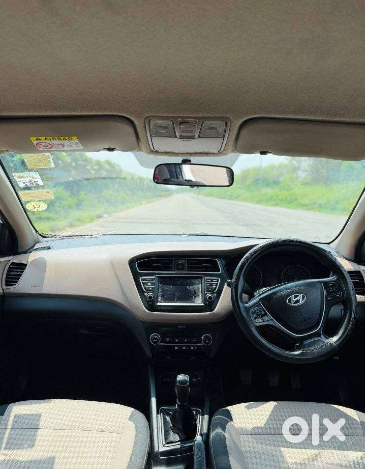 Hyundai I20 Petrol Asta Option, 2018, Petrol