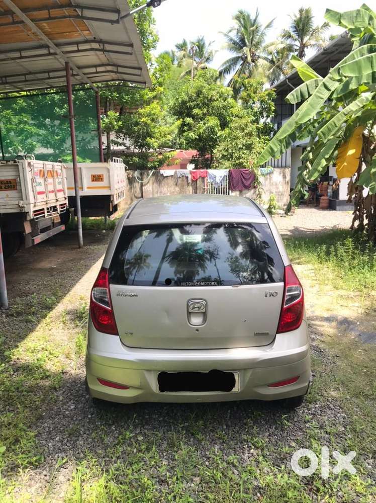 I 10 2011. 800000₹