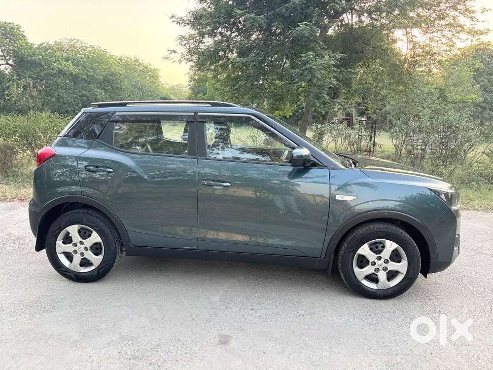 Mahindra Xuv300 W6, 2023, Petrol
