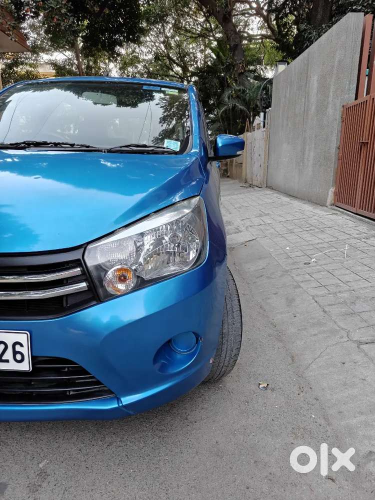 Giniun Showroom Maintained Car