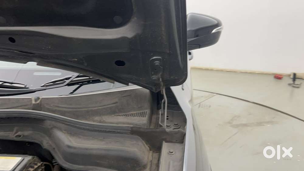 Mahindra Xuv 3xo Ax5l 1.2 Petrol At, 2024, Petrol