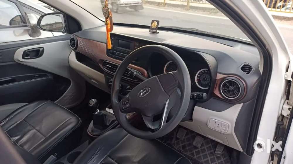 Hyundai Aura 2022 Cng
