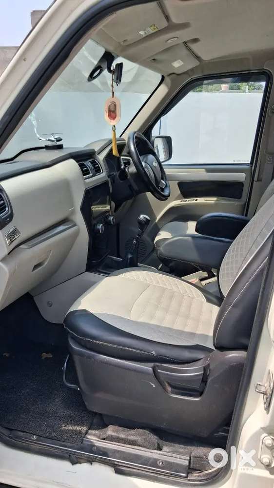 Mahindra Scorpio 2015 Diesel 122000 Km Driven