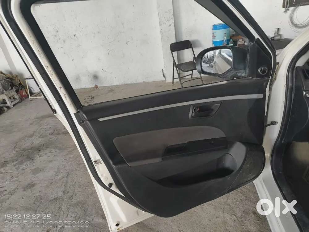 Maruti Suzuki Swift 2016