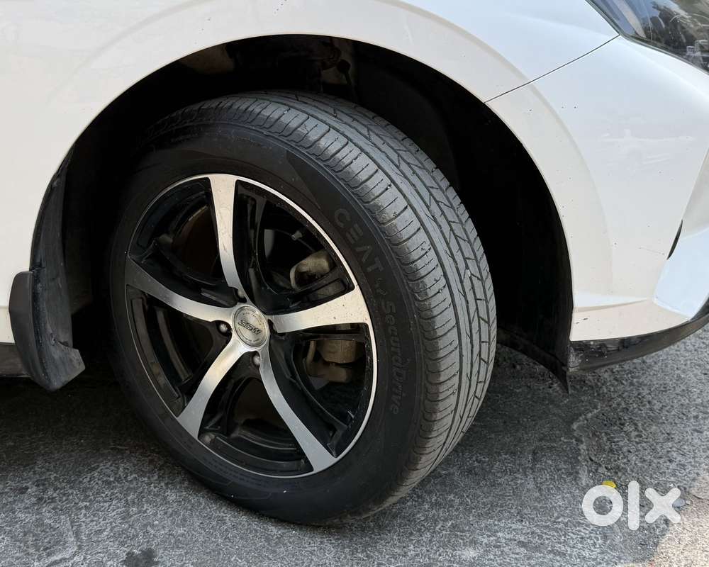 Hyundai I20 Sportz 1.2 Ivt, 2023, Petrol