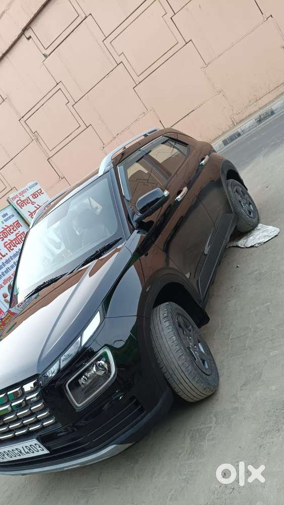 Hyundai Venue Sx Mt, 2023, Petrol