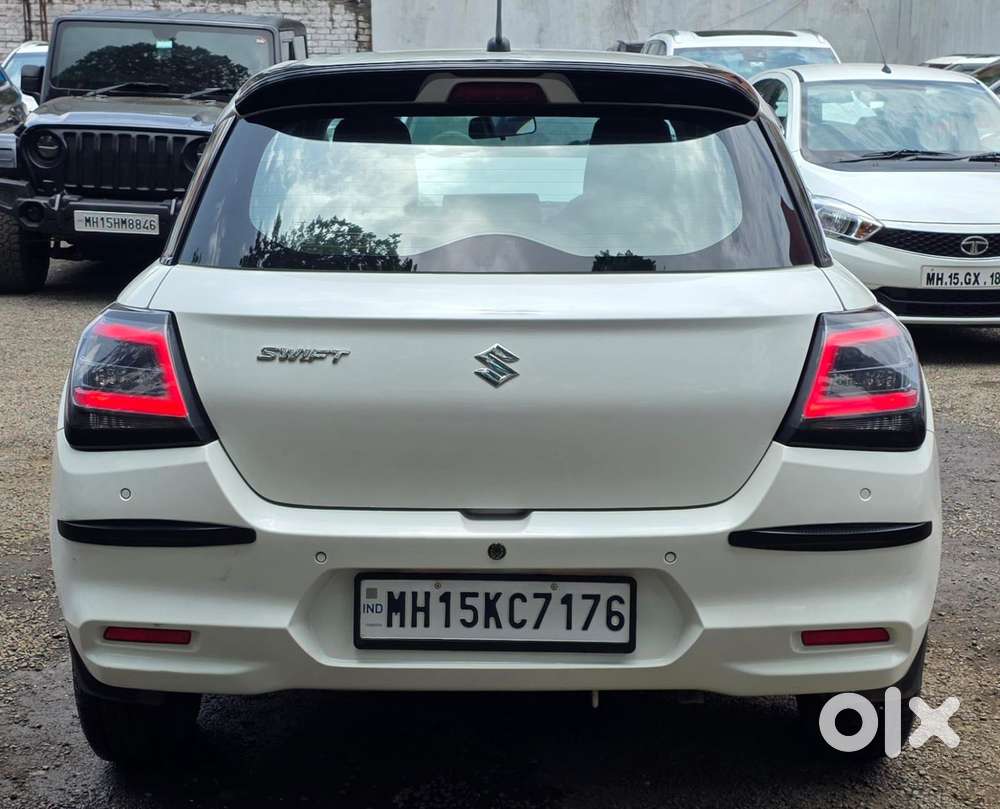 Maruti Suzuki Swift Vxi + Manual, 2025, Petrol