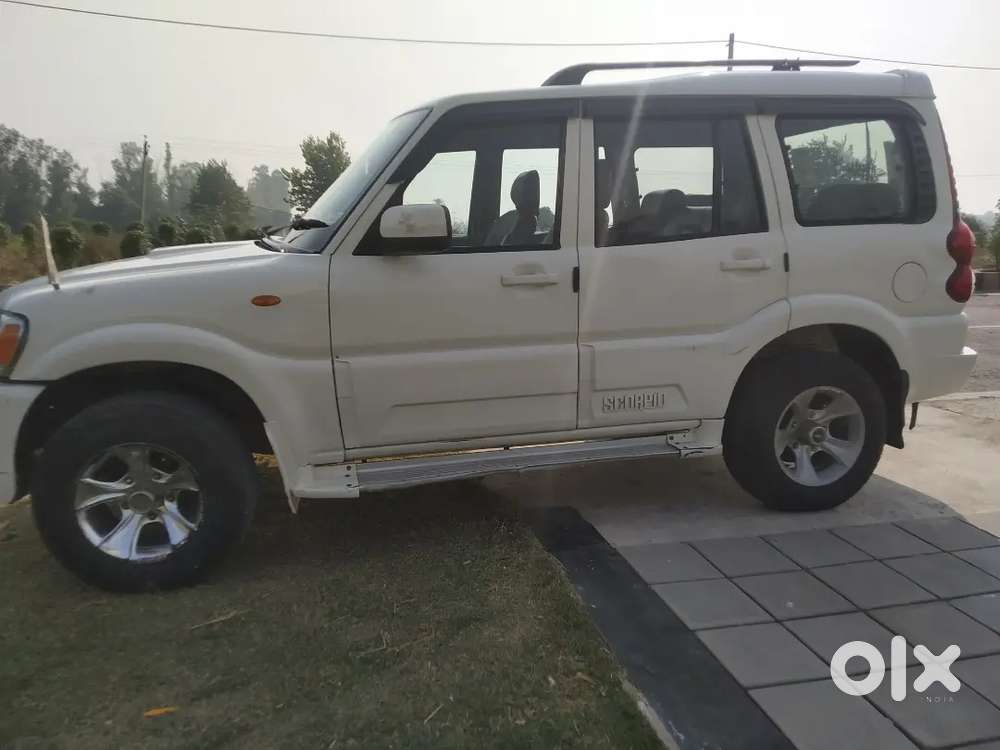 Mahindra Scorpio 2012 Diesel Well Maintained