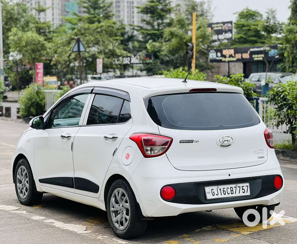 Hyundai Grand I10 Magna O At Petrol, 2017, Cng & Hybrids