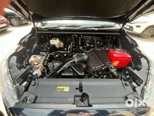 Toyota Innova Hycross 2.0 Vx Hybrid 7 Str, 2023, Petrol