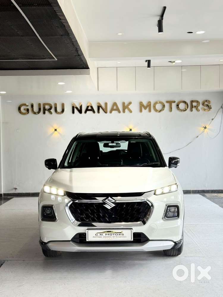 Maruti Suzuki Grand Vitara 1.5 Alpha Smart Hybrid At, 2023, Petrol