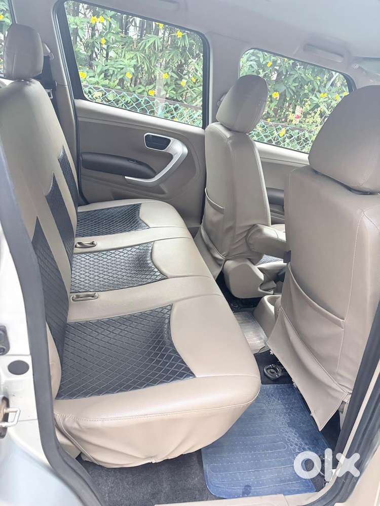 Mahindra Tuv 300 Mhawk100 T8, 2017, Diesel