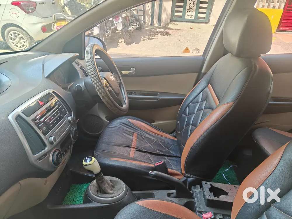 Hyundai I20 2012 Diesel 80000 Km Driven