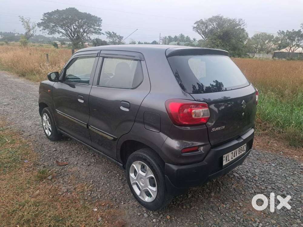 Maruti Suzuki S-presso Vxi, 2022, Petrol
