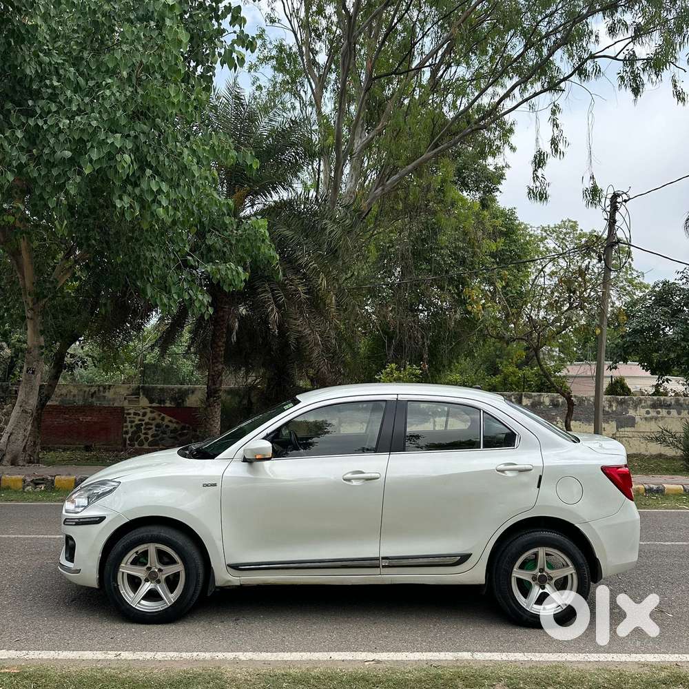 Maruti Suzuki Swift Dzire Vdi(o) Amt, 2017, Diesel
