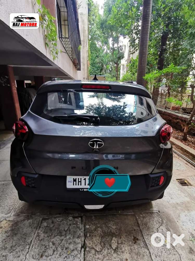Tata Punch, 2025, Petrol
