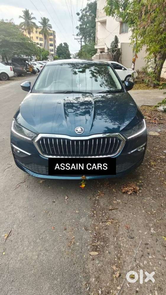 Skoda Slavia 1.0 Tsi Style At, 2023, Petrol