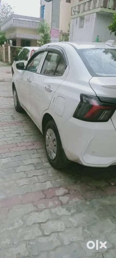 Maruti Suzuki Dzire 2025 Cng & Hybrids Well Maintained