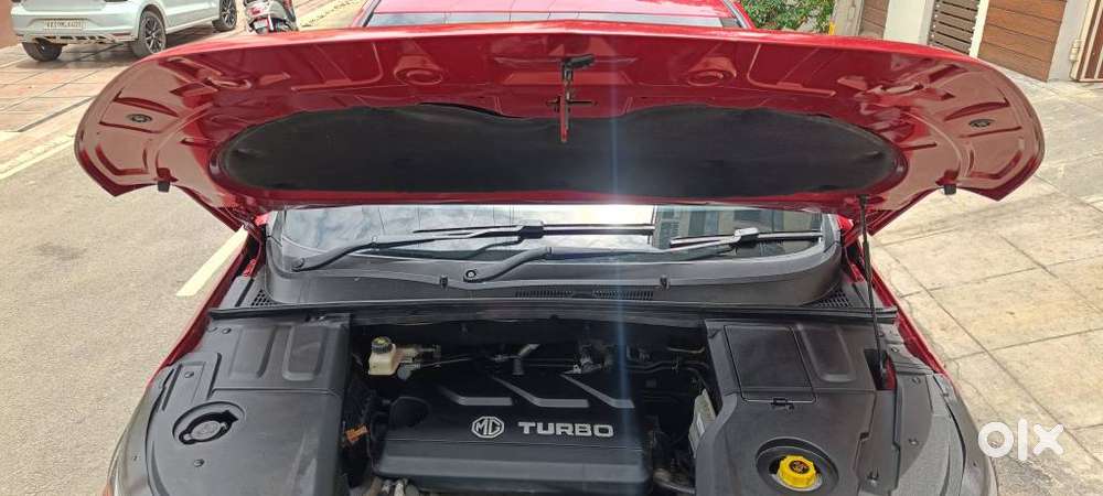 Mg Hector Plus Sharp Pro 1.5 Turbo Petrol Cvt 7 Str, 2024, Petrol