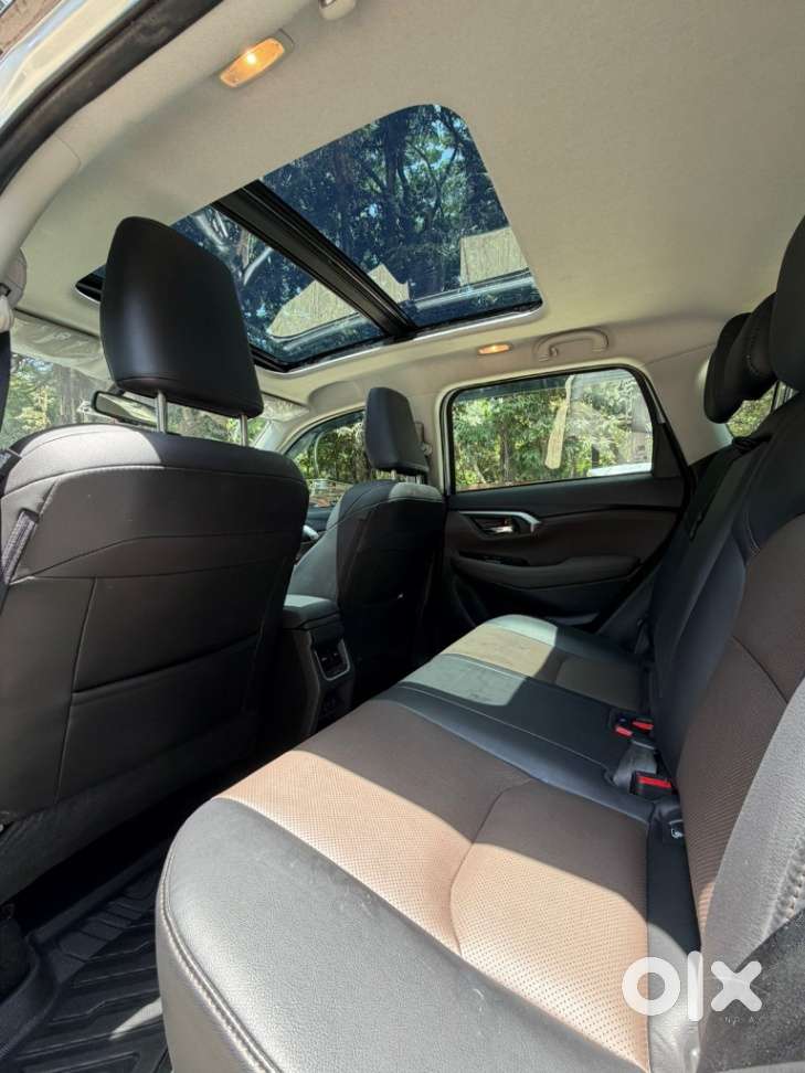 Toyota Urban Cruiser Hyryder 1.5 V Hybrid, 2024, Petrol