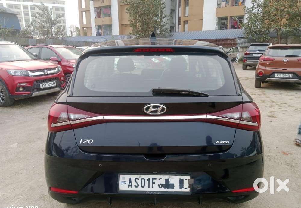 Hyundai I20 Asta (o) 1.2 Mt, 2022, Petrol