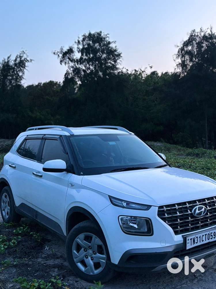 2022 Hyundai Venue Petrol